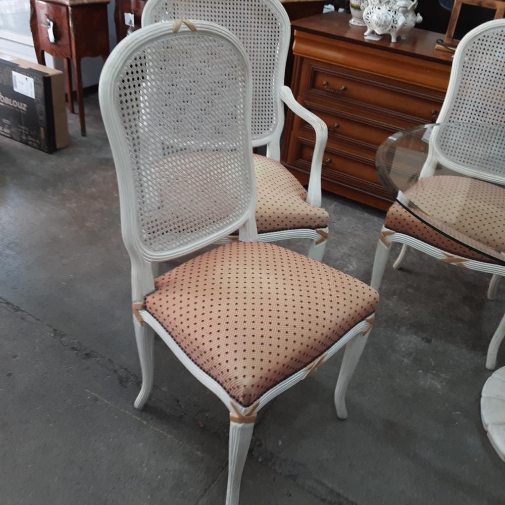 CHAISE CANNEE 
