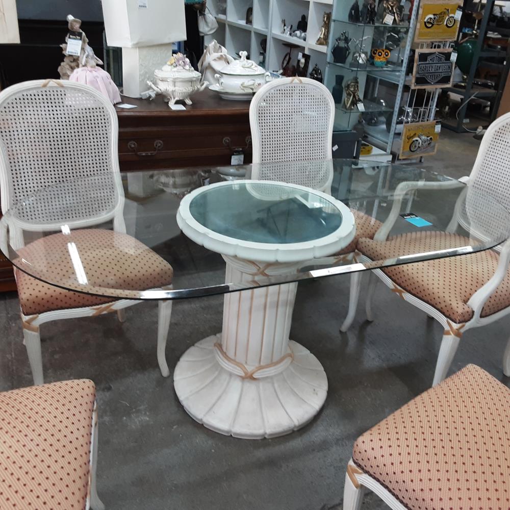 TABLE OVALE VERRE 