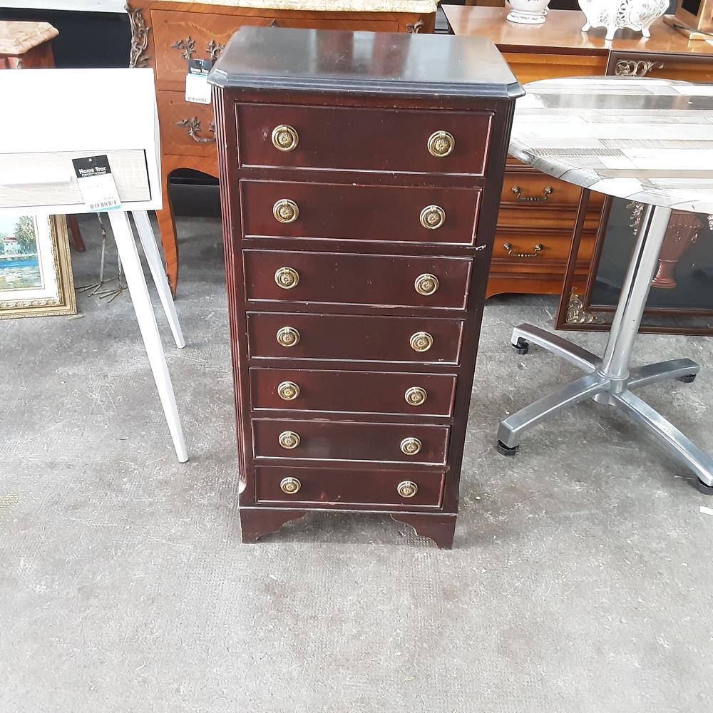 MEUBLE 7T 