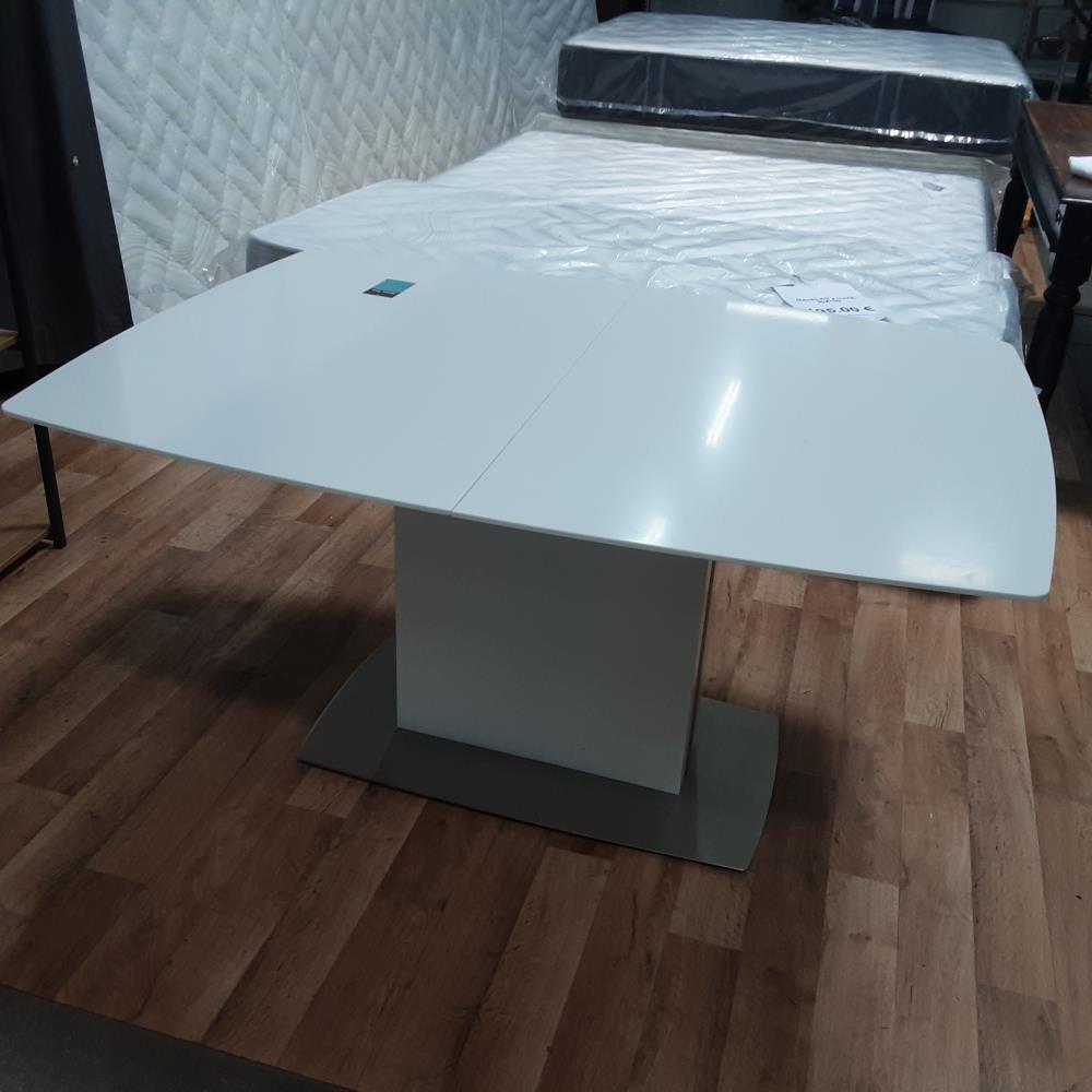 TABLE RECTANGLE BLANCHE 1ALL INTÉGRÉE 