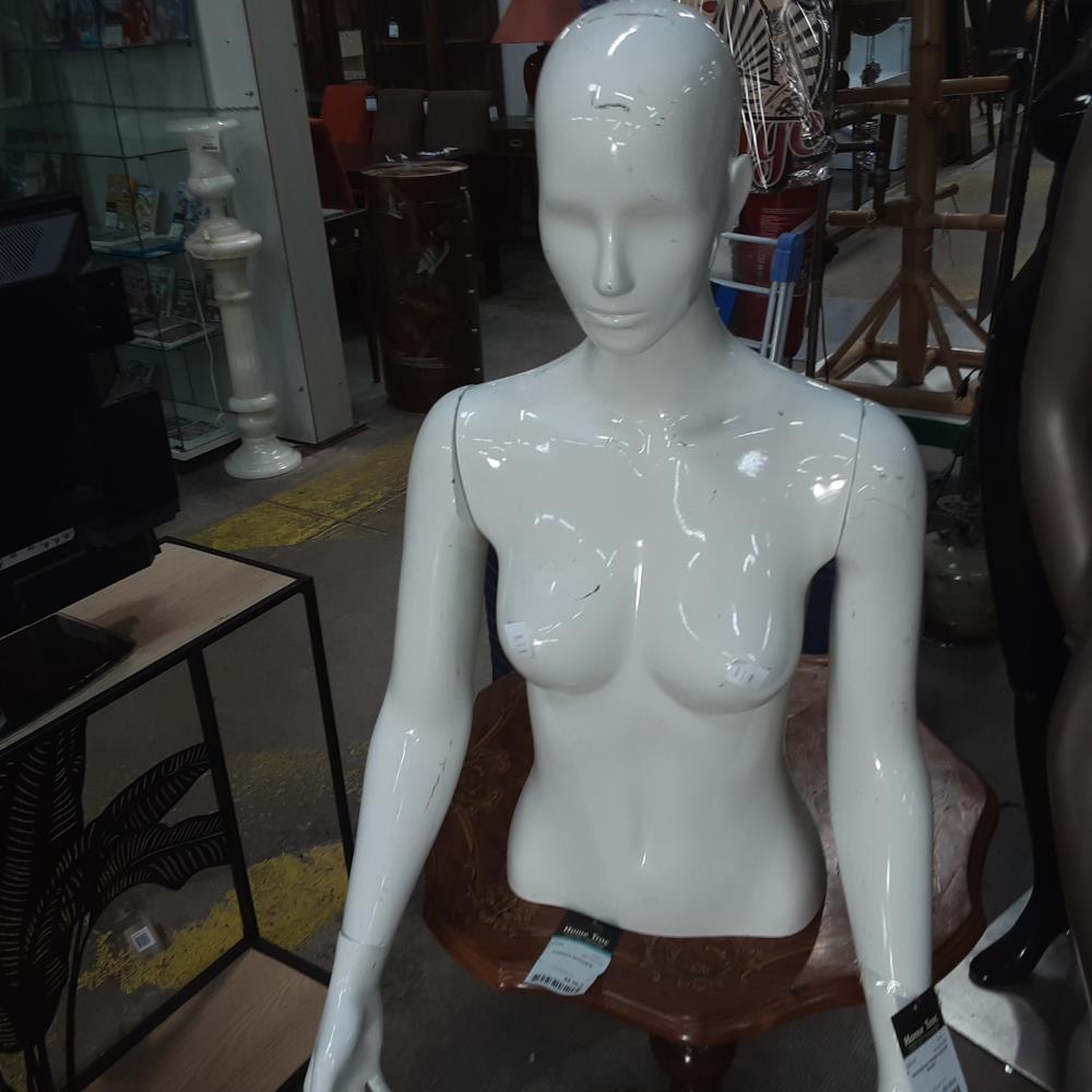 MANNEQUIN FEMME BUSTE BLANC 