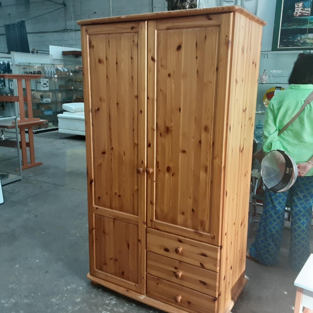 ARMOIRE 2 PORTES 3 TIROIRS 