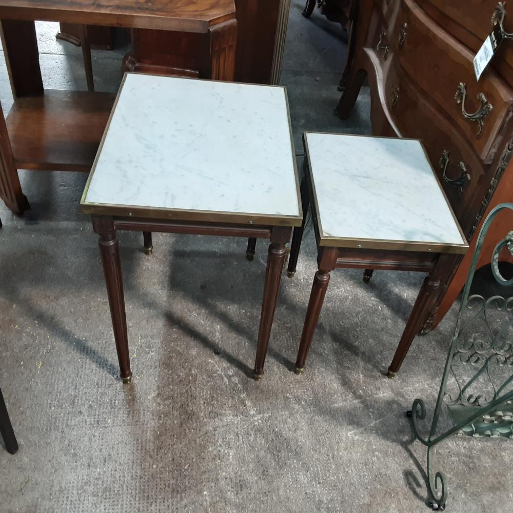 LOT DE 2 TABLE GIGOGNE 