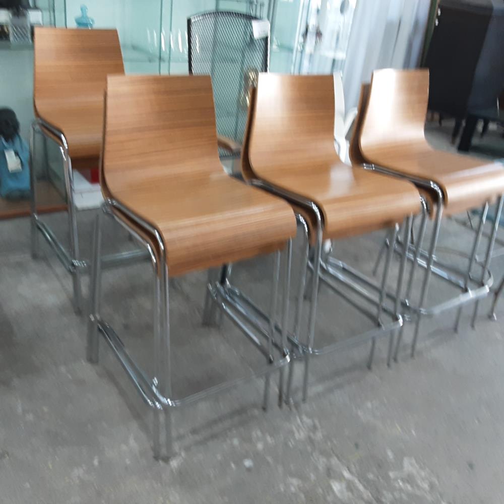 TABOURET DE BAR 