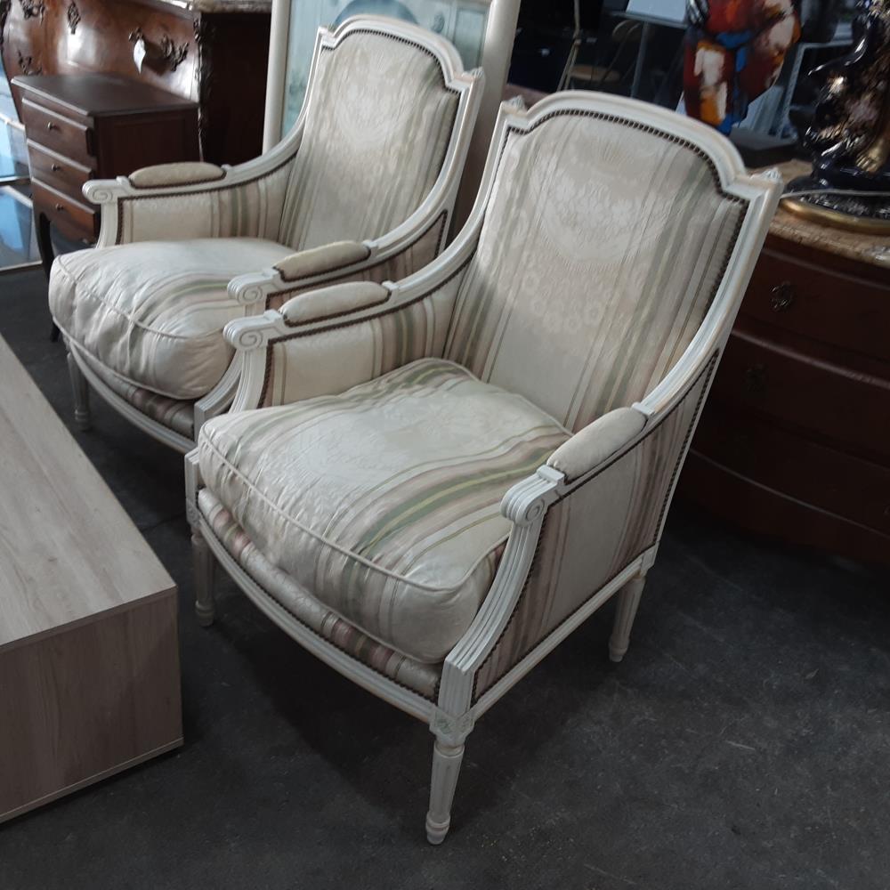 FAUTEUIL TISSU RAYÉ 