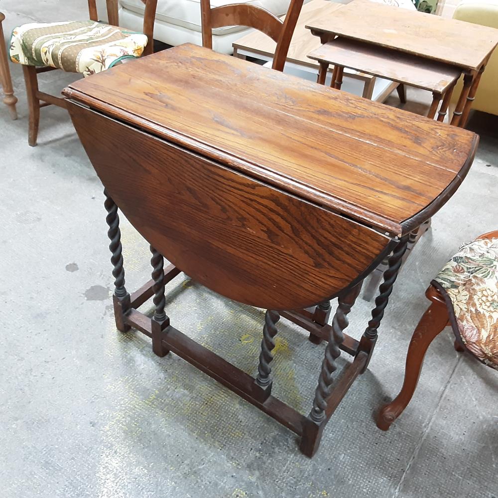 TABLE ANCIENNE A VOLETS 