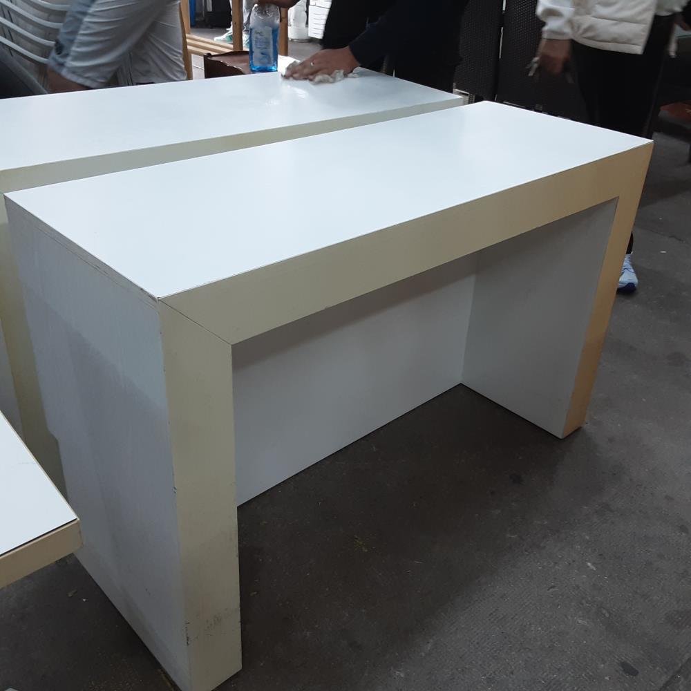 CONSOLE BLANCHE 