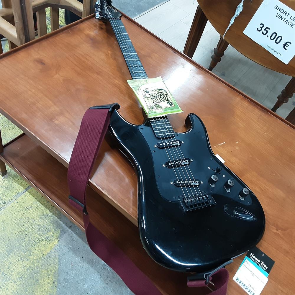 GUITARE ROCKWOOD