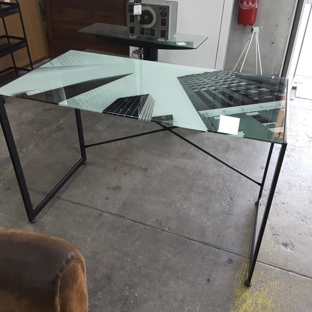 BUREAU TUBE VERRE 