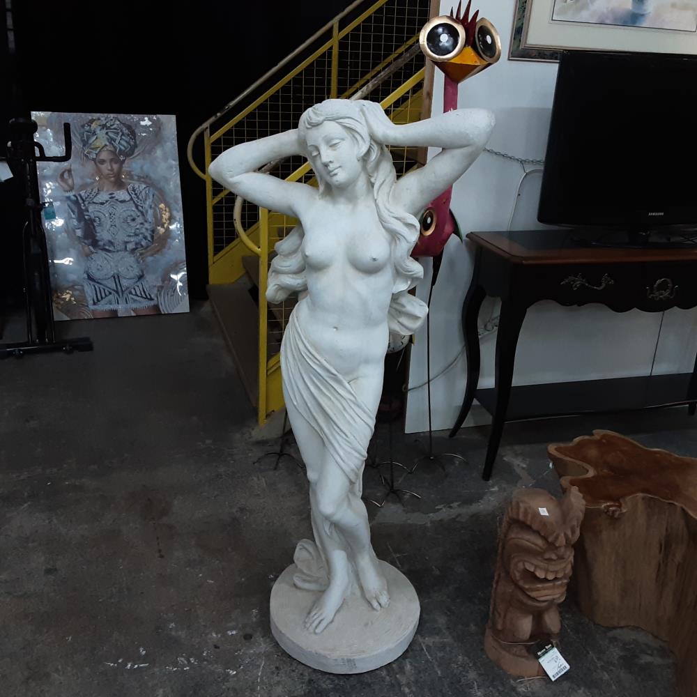 STATUE FEMME EN PLÂTRE 1M50 DE HAUT