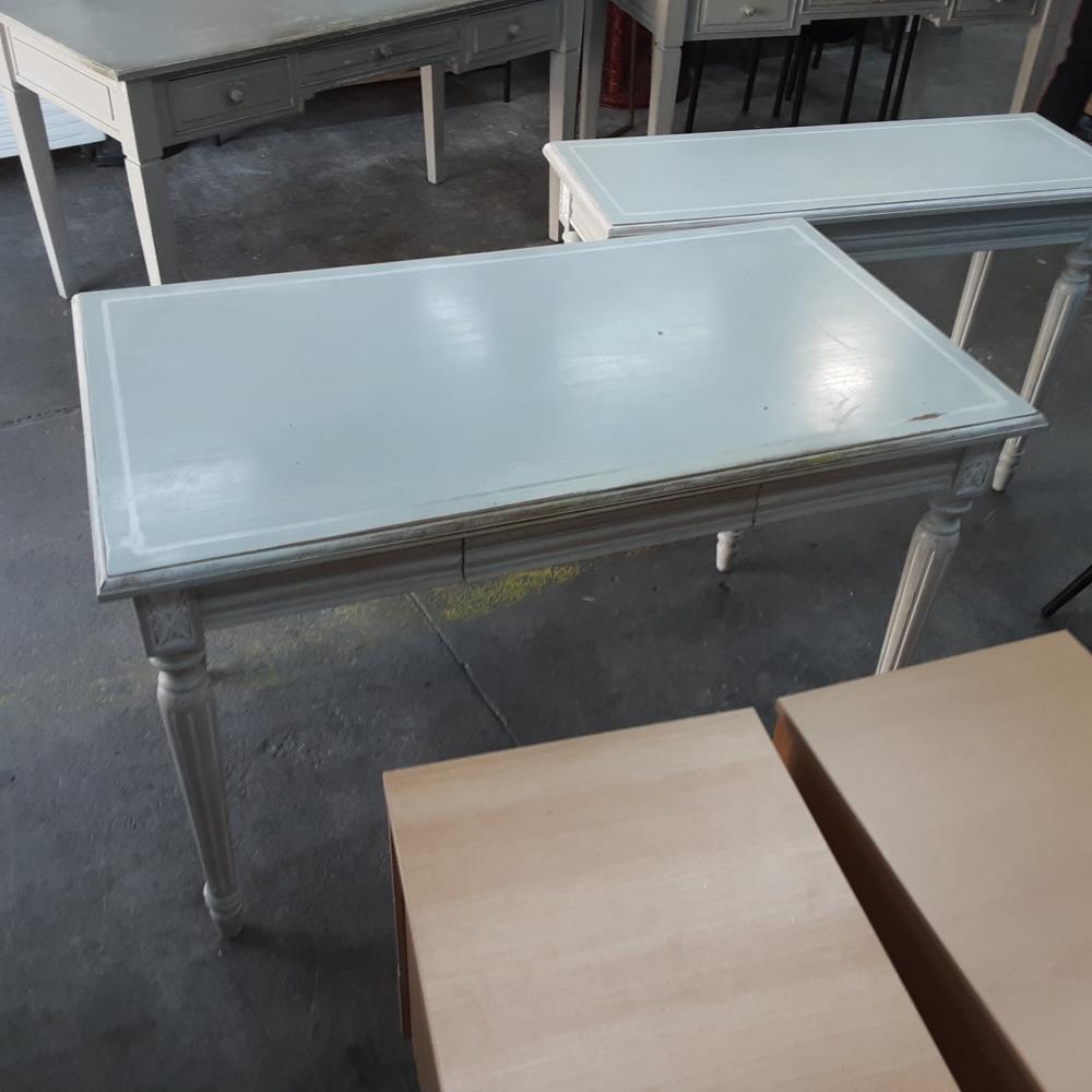 TABLE GRISE 1T