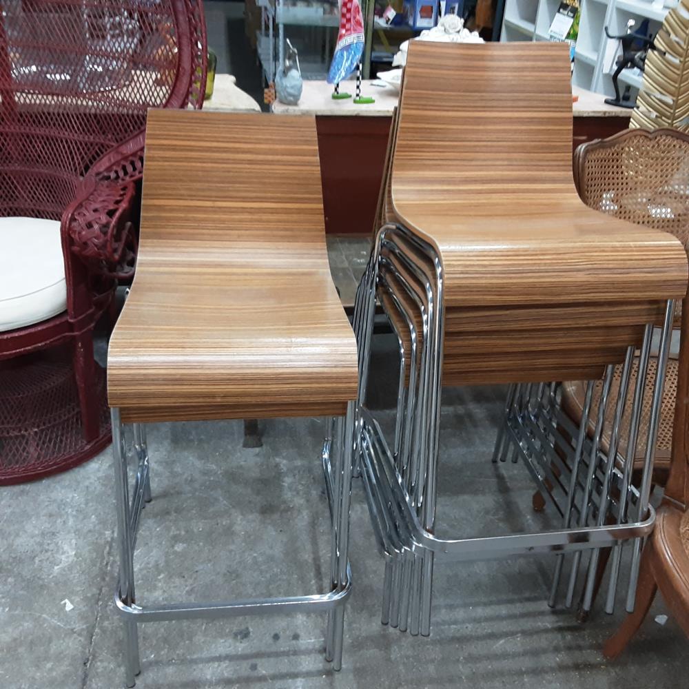 TABOURET DE BAR 