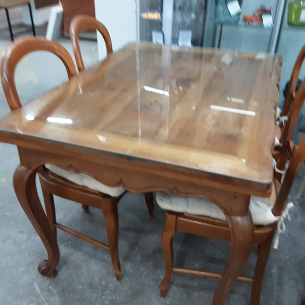 TABLE AVEC 2 ALLONGES 