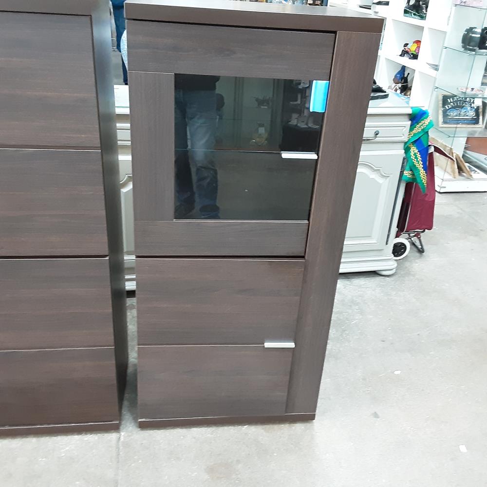 COLONNE DE RANGEMENT 2P DONT 1 VITREE