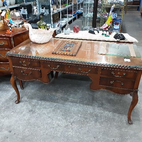 BUREAU GM DESSUS CUIR 