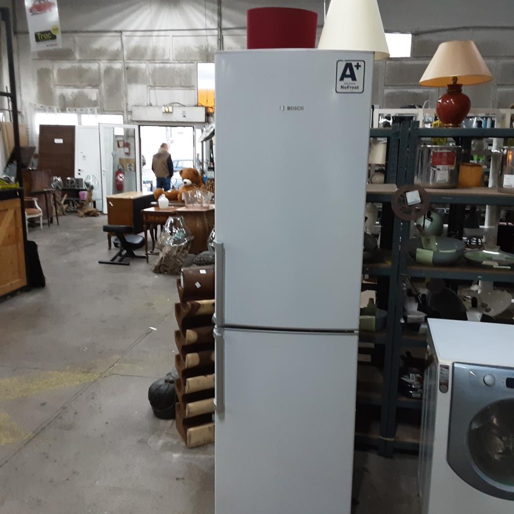 FRIGO CONGELATEUR BOSCH VENDU EN L’ETAT 