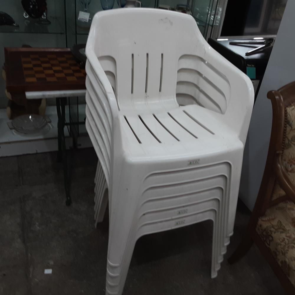 FAUTEUIL PLASTIQUE BLANC 