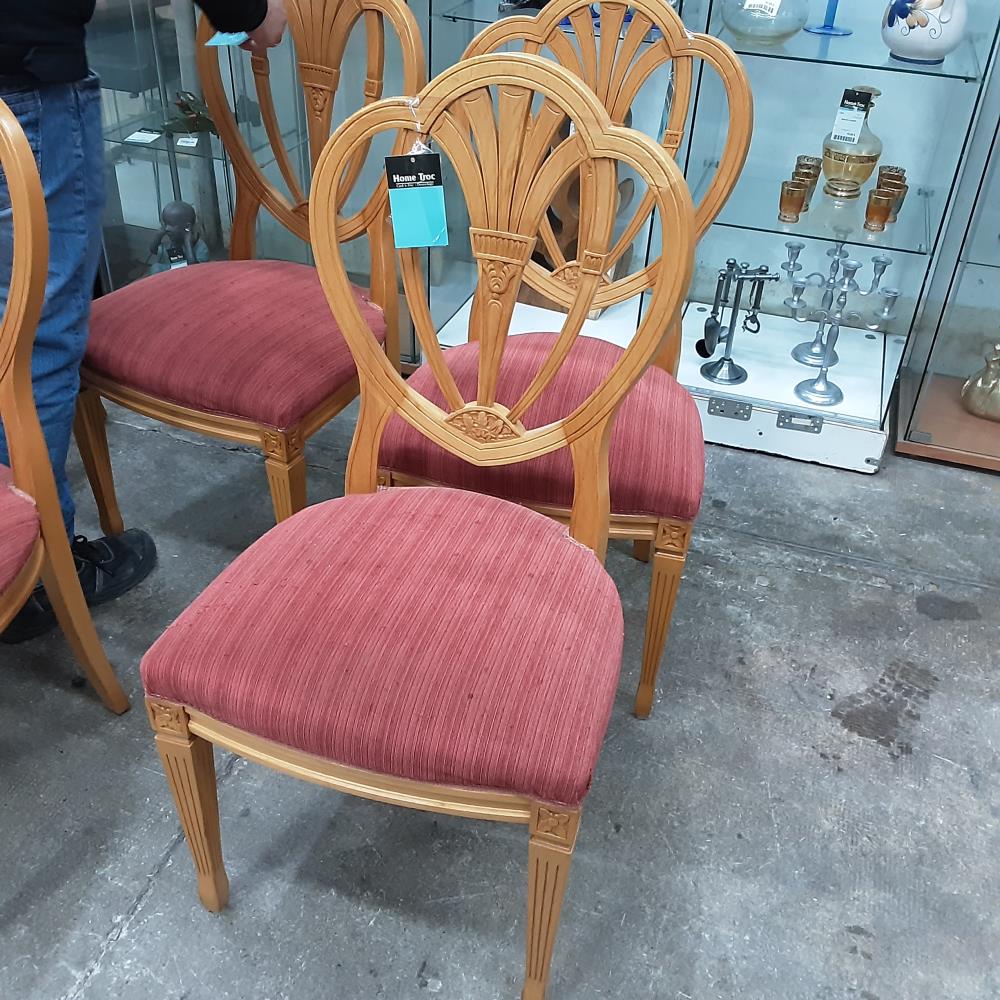 CHAISE BOIS TISSU ROUGE 