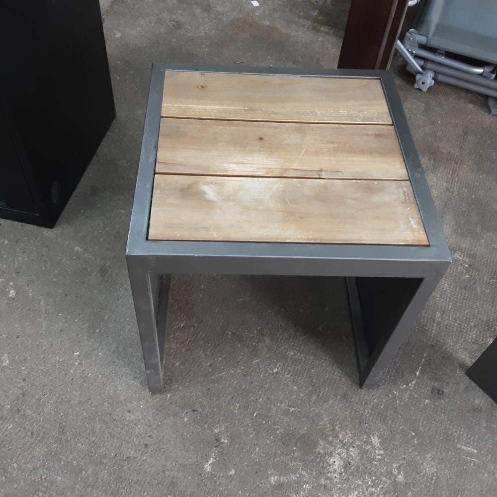 TABLE BASSE CARREE BOIS METAL 