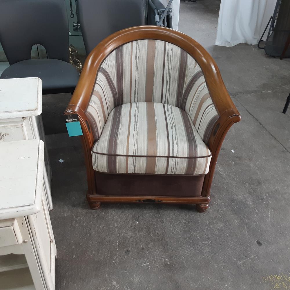 FAUTEUIL TISSU RAYURES 