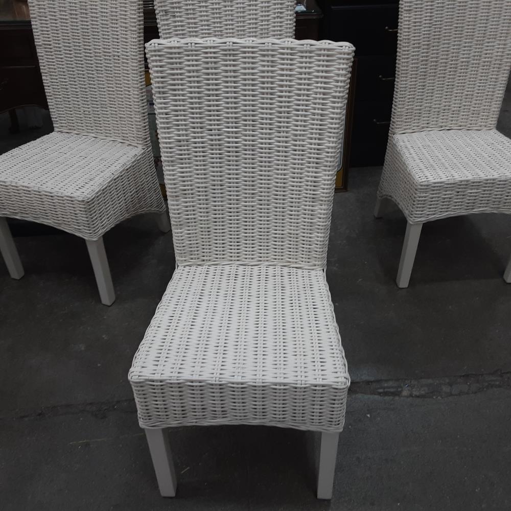 CHAISE TRESSÉE BLANCHE