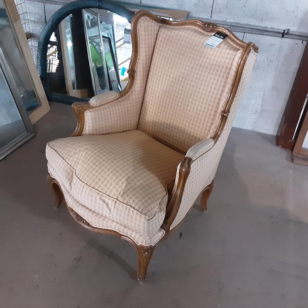 FAUTEUIL TISSU CARREAUX