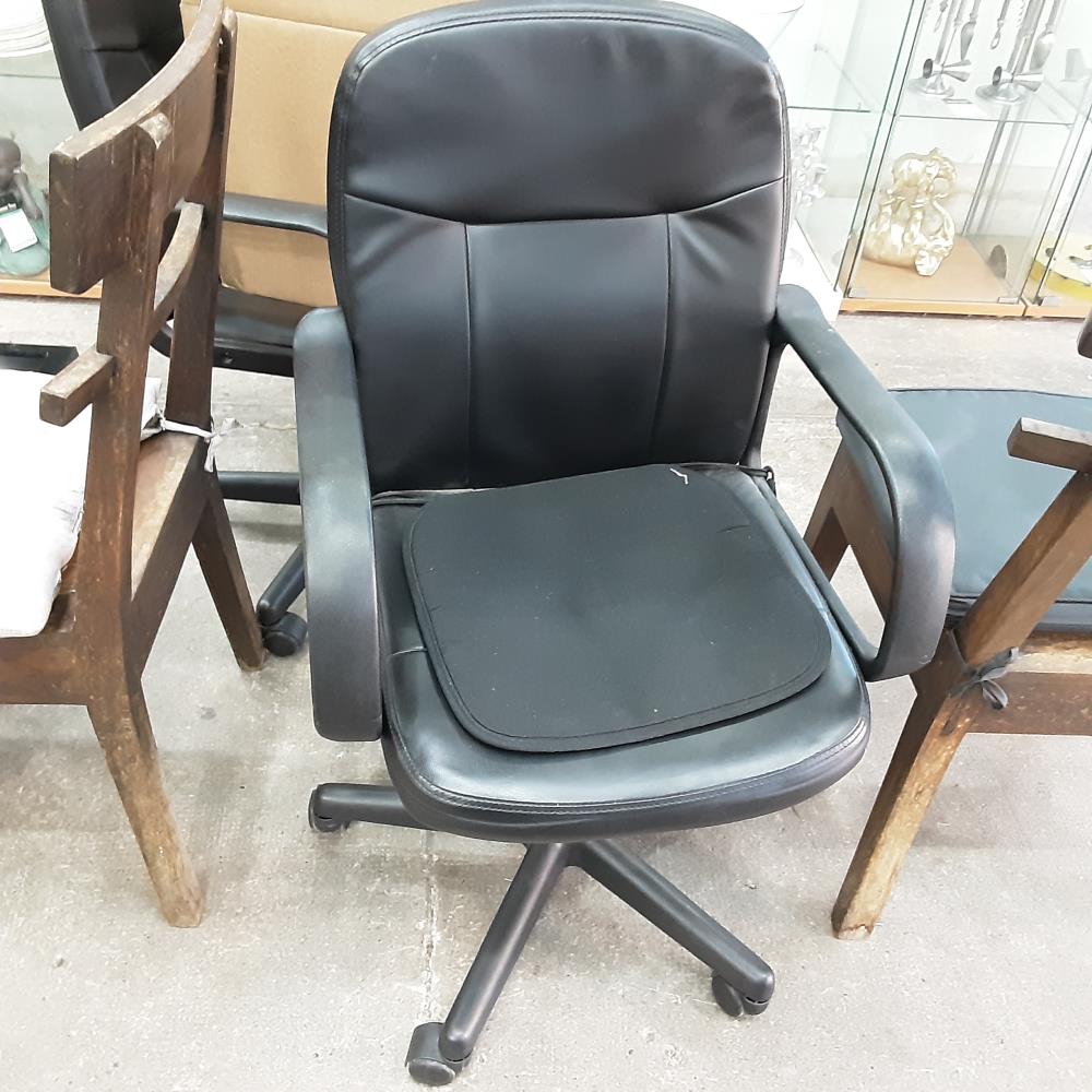 FAUTEUIL DE BUREAU A ROULETTES NOIR 