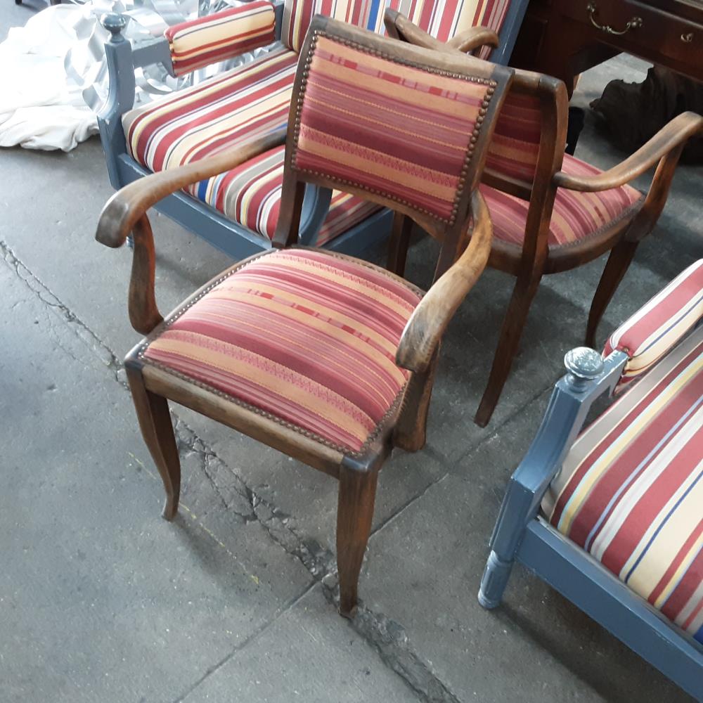 FAUTEUIL TISSU BOIS EN L’ETAT 