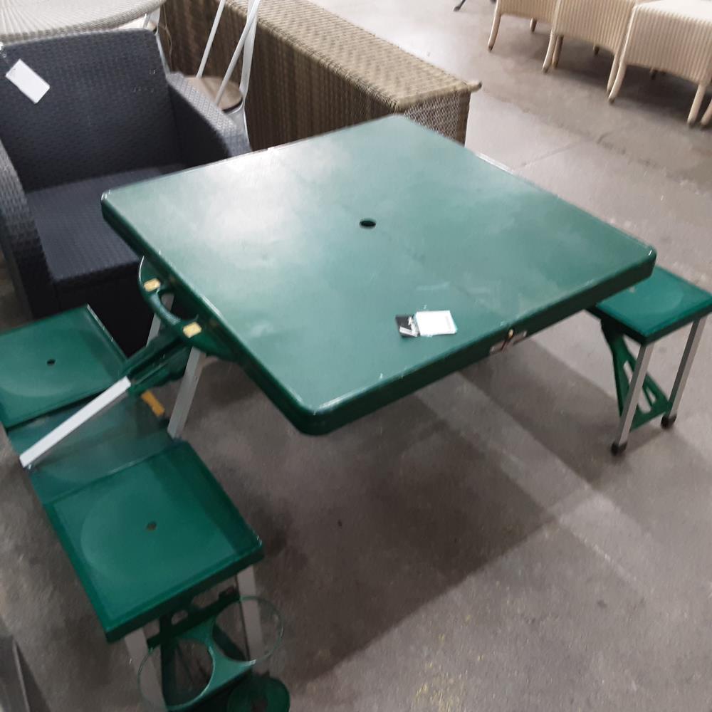 TABLE DE CAMPING PLIANTE