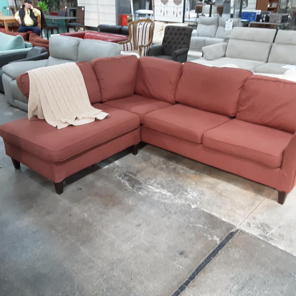 CANAPE D’ANGLE ROUGE 