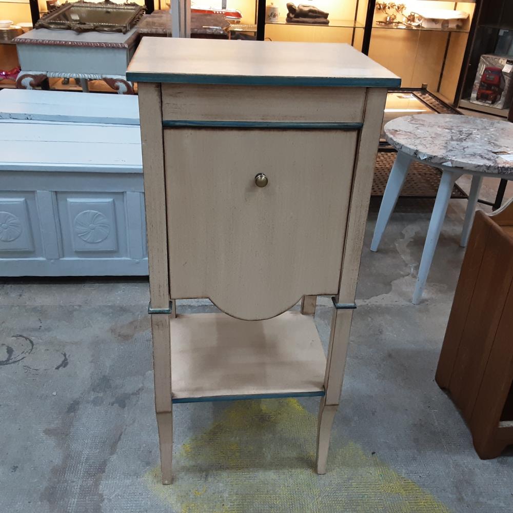 MEUBLE 2 PORTES BEIGE 