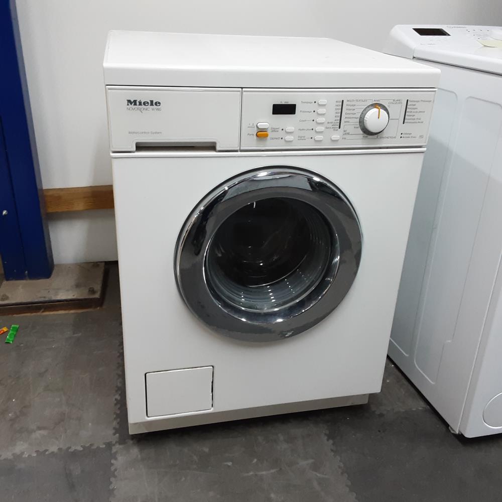 LAVE LINGE MIELE W980 EN L’ETAT 