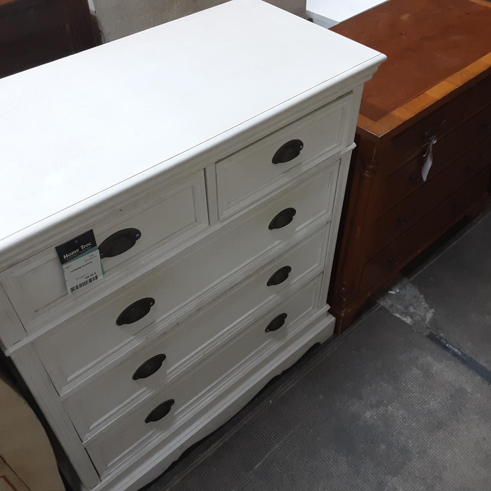 COMMODE BLANCHE 