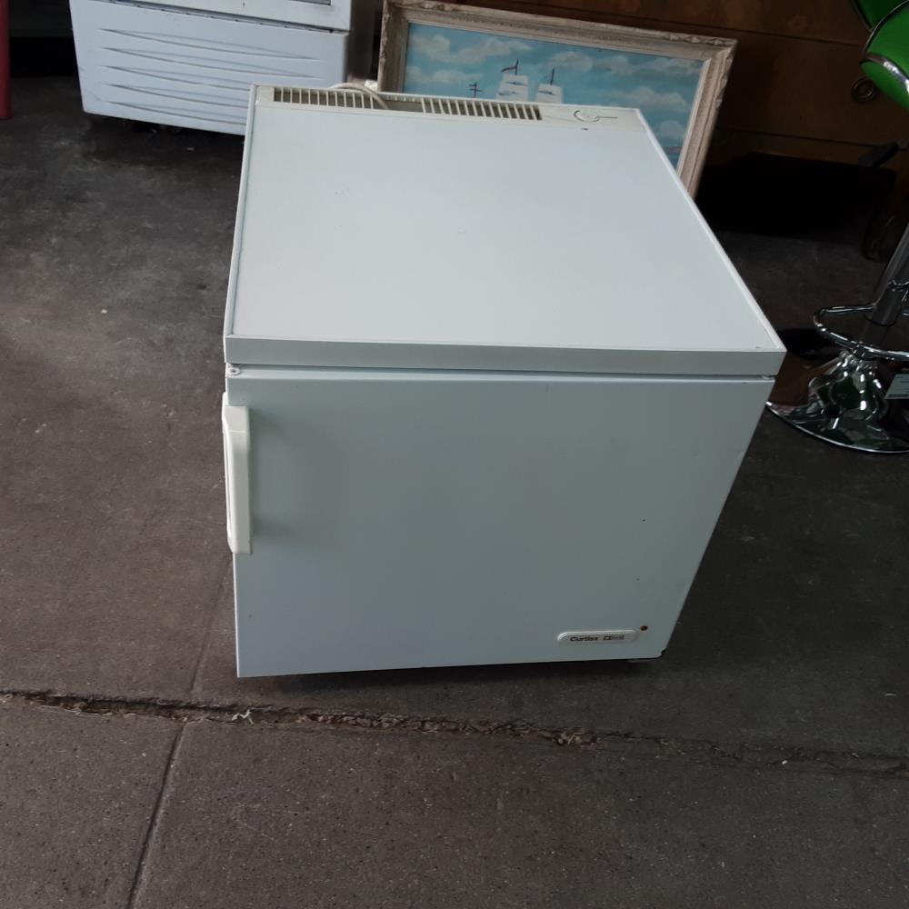 CONGÉLATEUR CUBE CURTISS 
