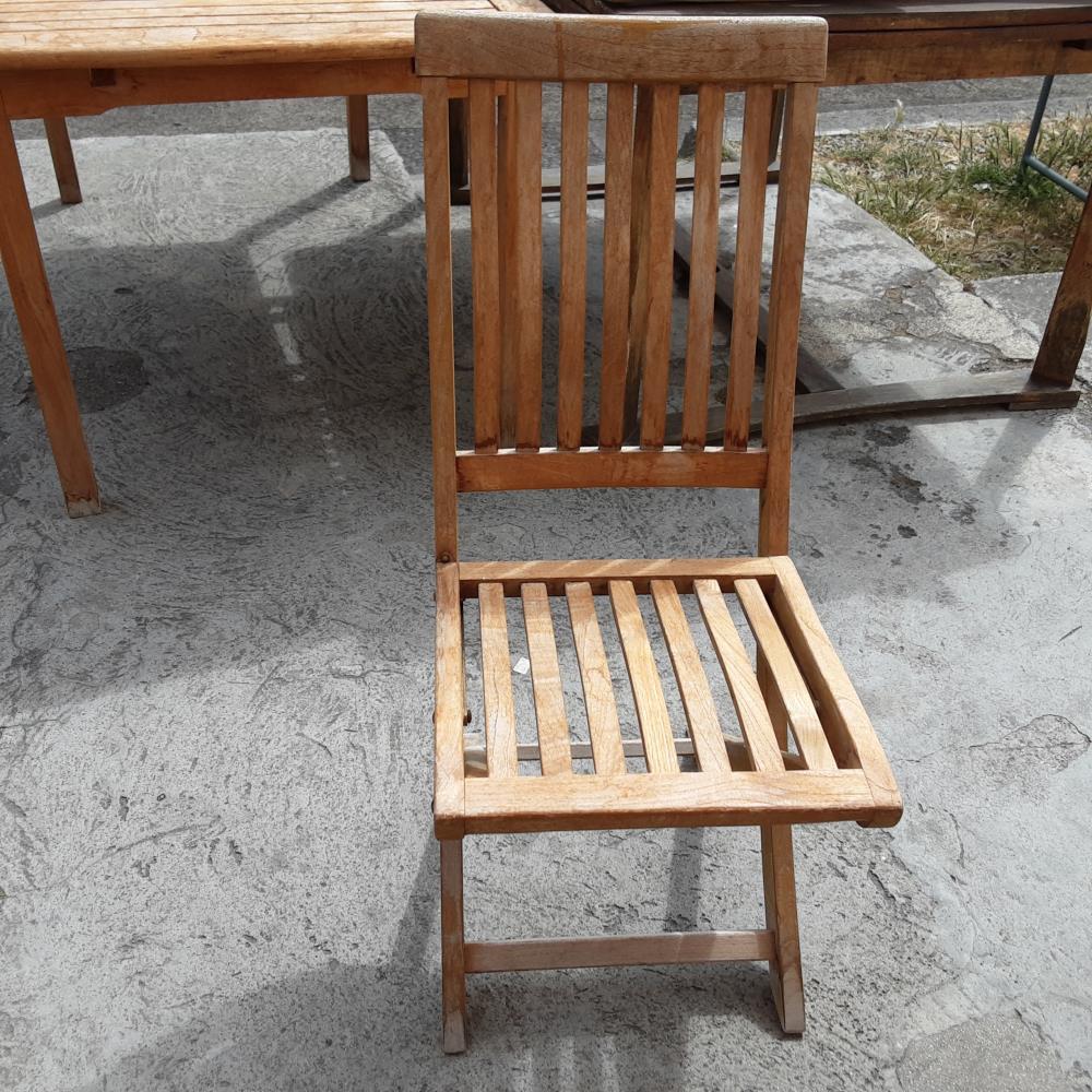 CHAISE PLIABLE  BOIS EXOTIQUE 