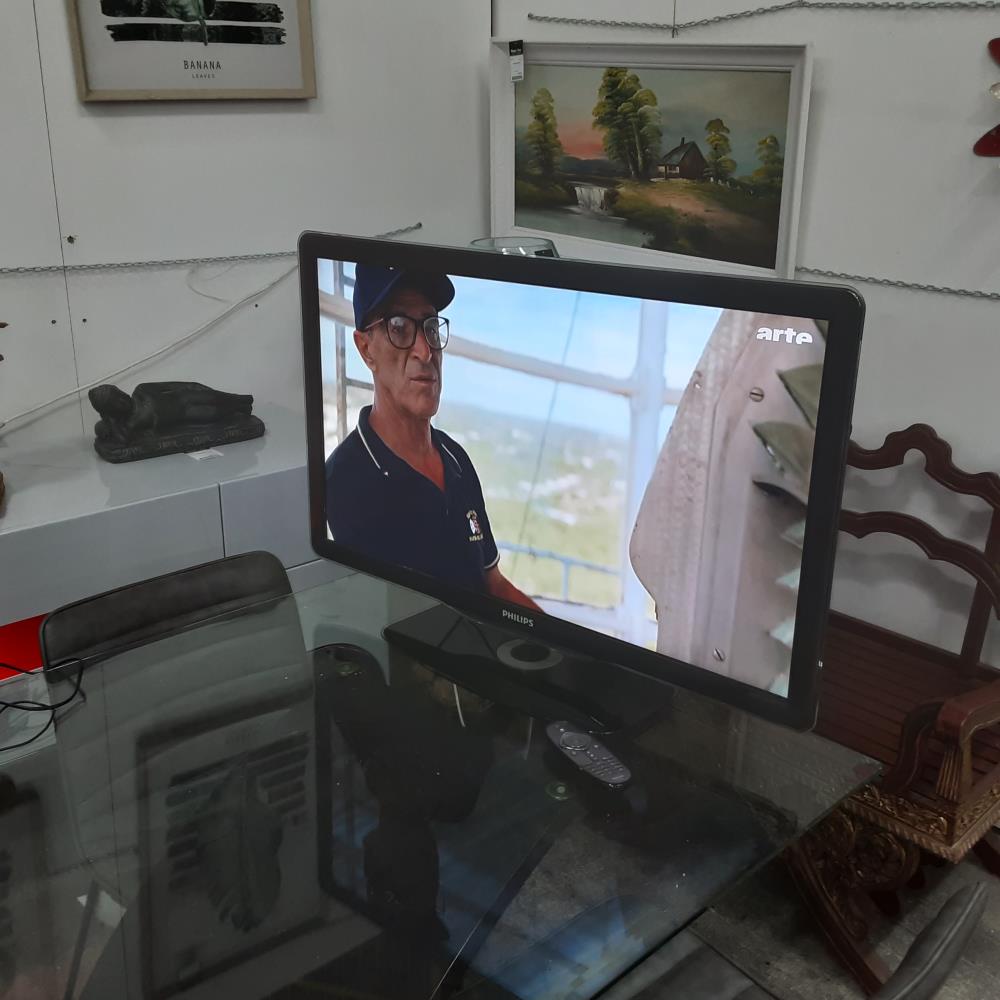 TÉLÉVISION PHILIPS