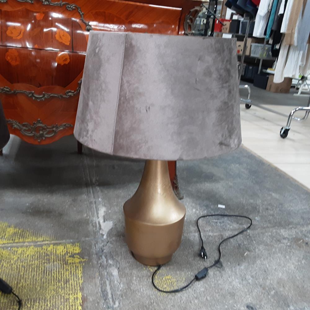 LAMPE PIED DORÉ 