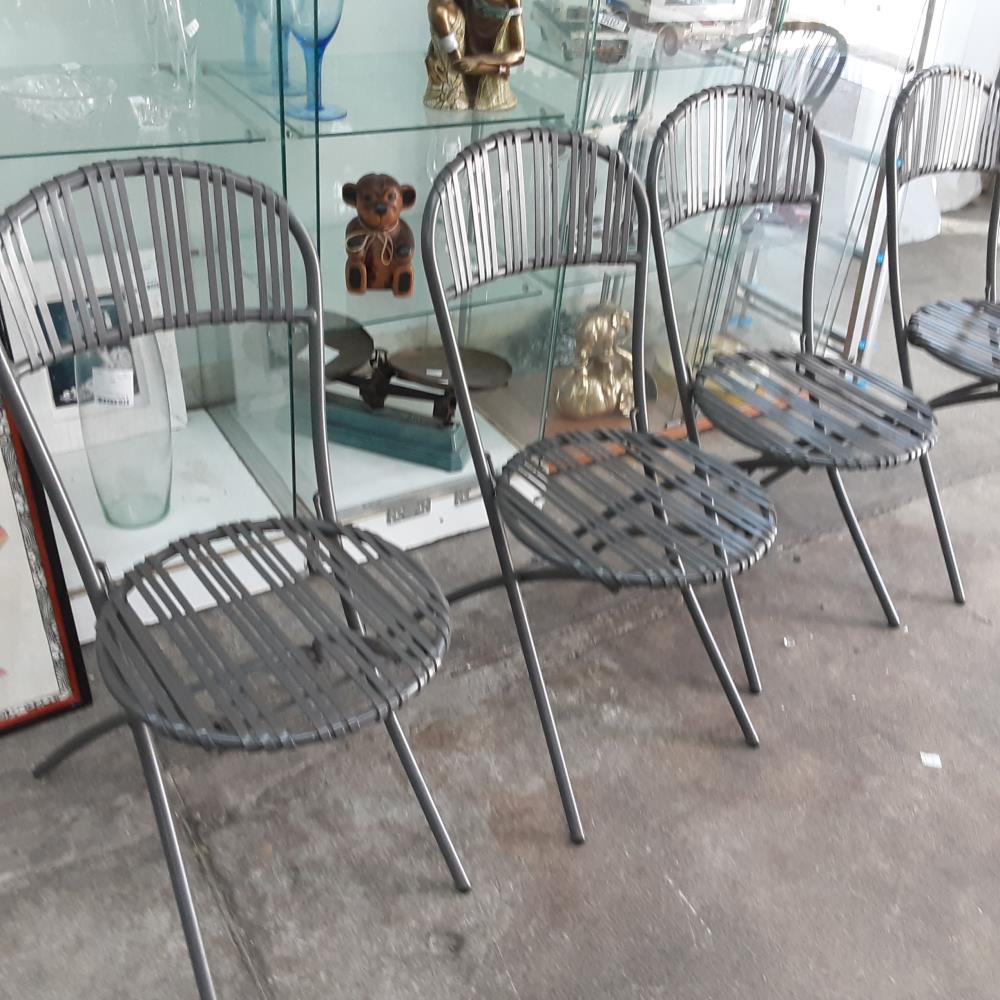 CHAISE PLIABLE METAL 