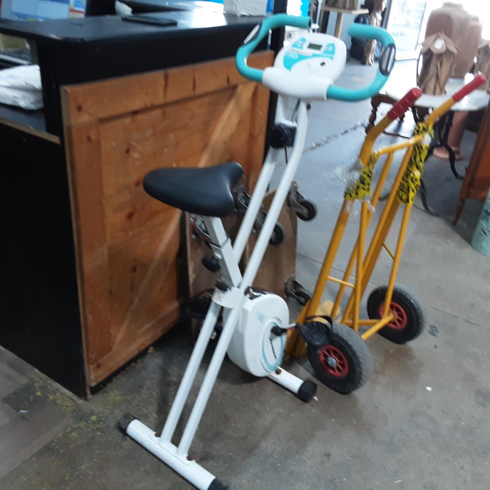 VELO D'APPARTEMENT ULTRASPORT