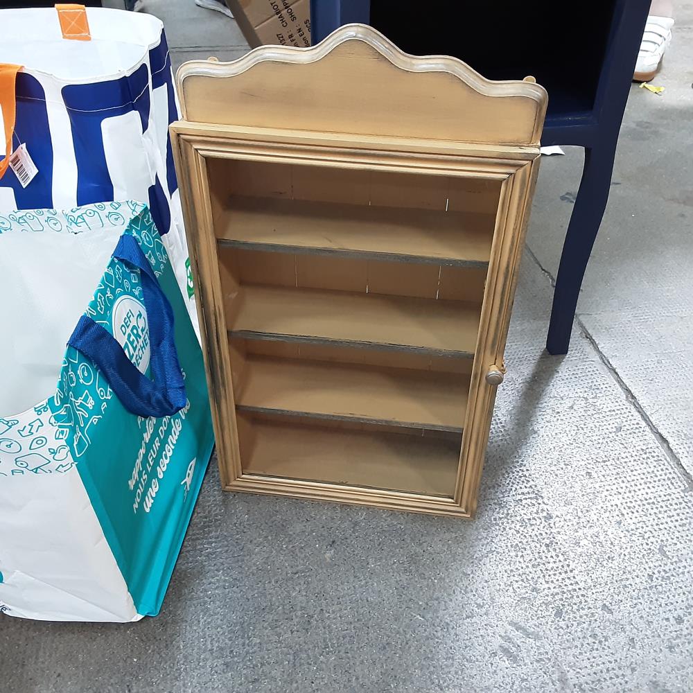 VITRINE ETAGERE PM 