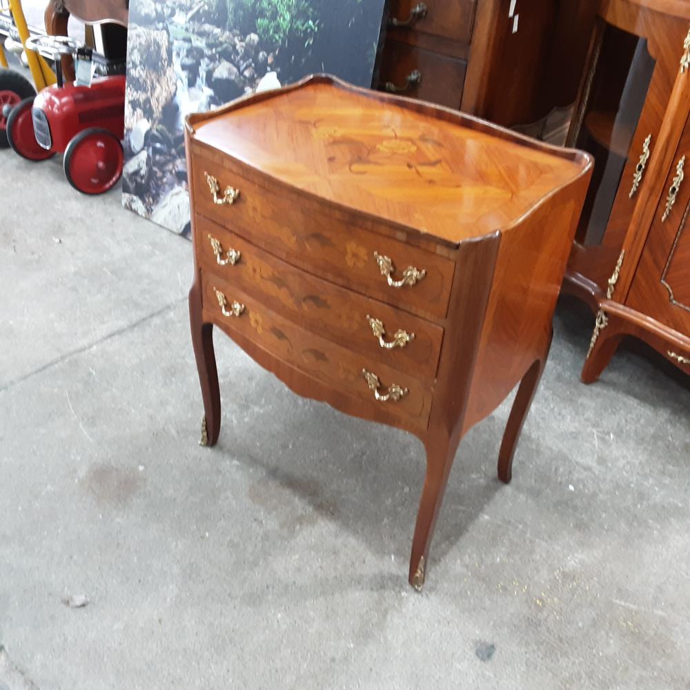 MEUBLE 3 TIROIRS MARQUETÈ 