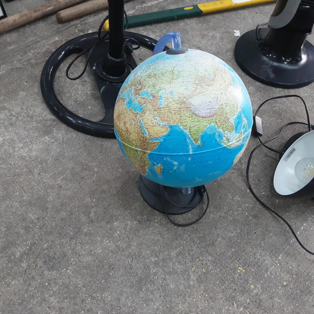 GLOBE TERRESTRE 