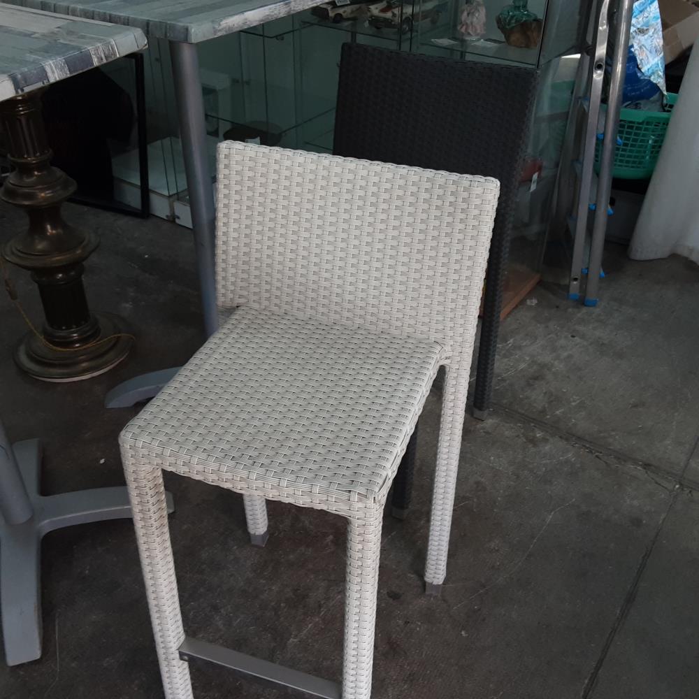 TABOURET 