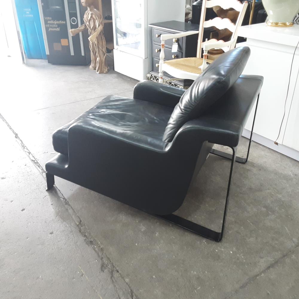 FAUTEUIL CUIR NOIR 