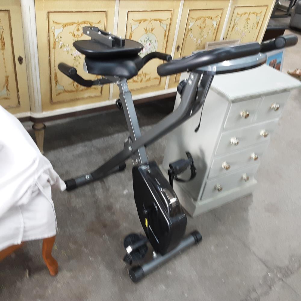 VELO D'APPARTEMENT SONGMICS 