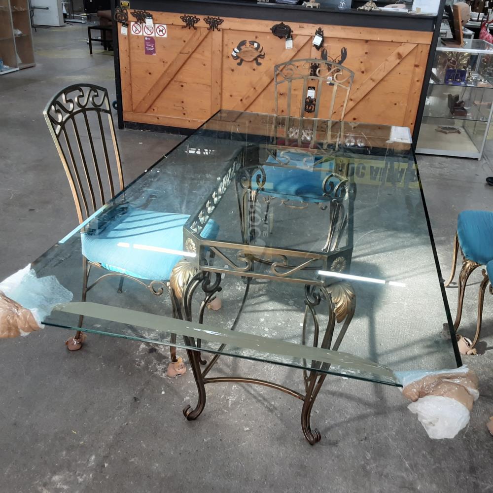 TABLE RECTANGLE VERRE +4 CHAISES METAL 