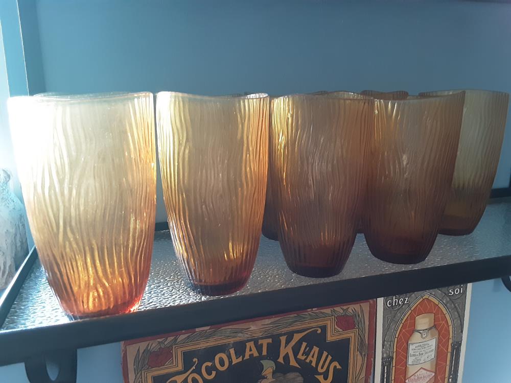 LOT DE 9 VERRES A ORANGEADE AMBRE ECORCE