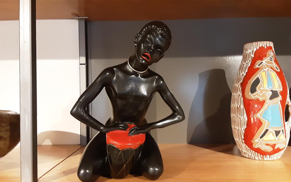 STATUETTE AFRICAINE PLATRE 1950