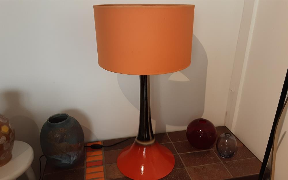 LAMPE CERAMIQUE PIED TULIPE 1970