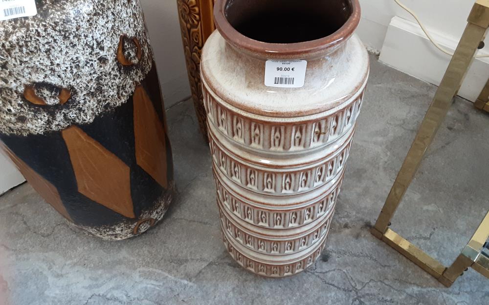 VASE WEST GERMANY  BEIGE